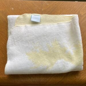 Linea Casa By Sferra Baby Blanket So soft!